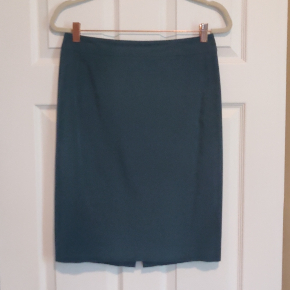 Loft green stretch pencil skirt 6 Tall